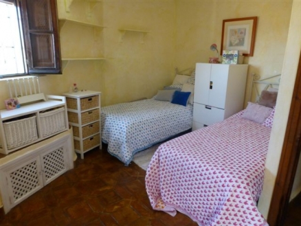 Malaga property | 3 bedroom Townhome 190217
