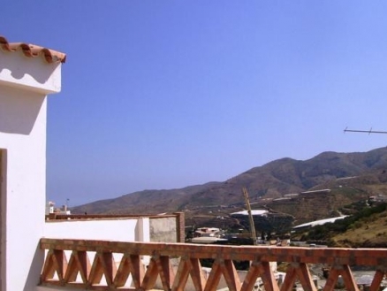 Itrabo&nbsp;property:&nbsp;Townhome&nbsp;with&nbsp;3&nbsp;bedroom&nbsp;in&nbsp;Itrabo,&nbsp;Spain&nbsp;190221