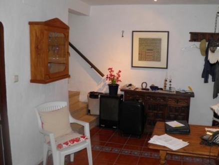 Itrabo&nbsp;property:&nbsp;Granada&nbsp;Townhome&nbsp;190251