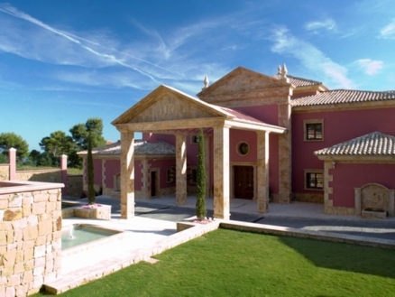 Sierra&nbsp;Blanca&nbsp;property:&nbsp;Villa&nbsp;in&nbsp;Malaga&nbsp;for&nbsp;sale&nbsp;193077