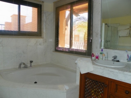 Estepona property: Malaga property | 3 bedroom Apartment 195561