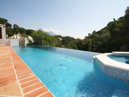 El Madronal property: Villa for sale in El Madronal, Malaga 197070