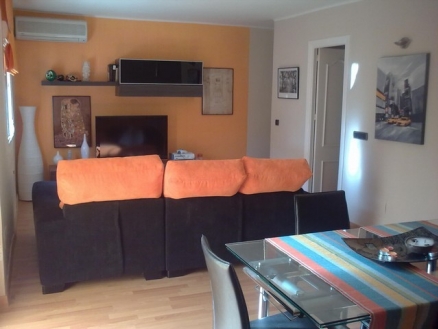 Townhome&nbsp;with&nbsp;2&nbsp;bedroom&nbsp;in&nbsp;town&nbsp;197576