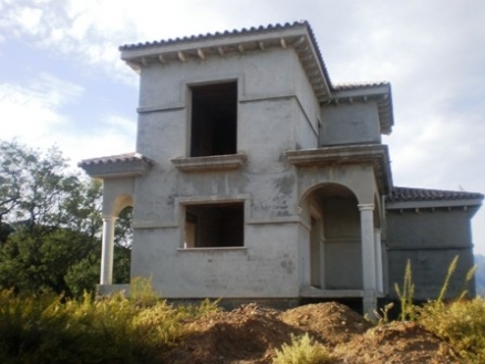 Villa&nbsp;for&nbsp;sale&nbsp;in&nbsp;town&nbsp;197724