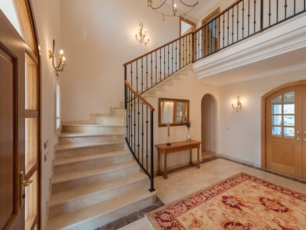 Villa&nbsp;for&nbsp;sale&nbsp;in&nbsp;town,&nbsp;Malaga&nbsp;198139