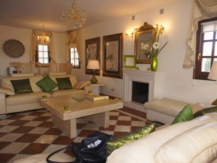 San&nbsp;Pedro&nbsp;de&nbsp;Alcantara&nbsp;property:&nbsp;Malaga&nbsp;Villa&nbsp;198262