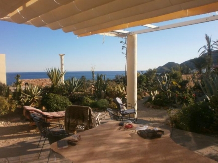 Villa for sale in town 198961