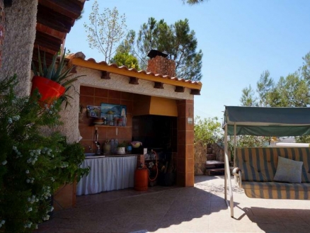 Villa with 3 bedroom in town, Spain 202122