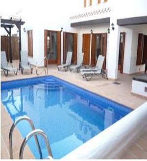 Villa&nbsp;with&nbsp;3&nbsp;bedroom&nbsp;in&nbsp;town&nbsp;202783