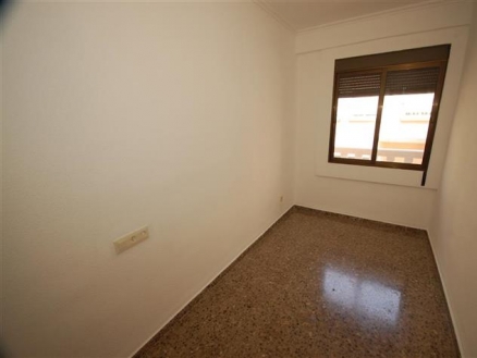 Apartment for sale in town, Alicante 203283