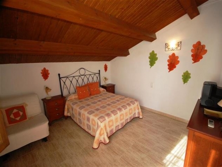 Alicante property | 3 bedroom Villa 203299