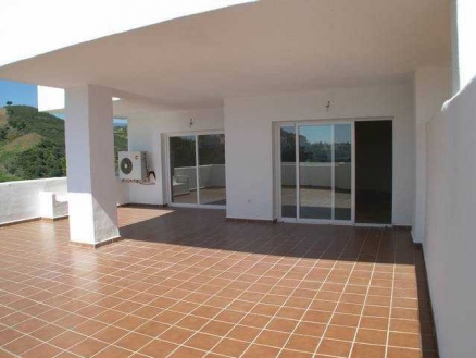Estepona property: Apartment with 3 bedroom in Estepona, Spain 203472