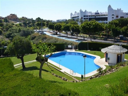 Estepona property: Apartment with 3 bedroom in Estepona 203530