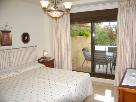 Estepona property: Apartment for sale in Estepona, Malaga 203538