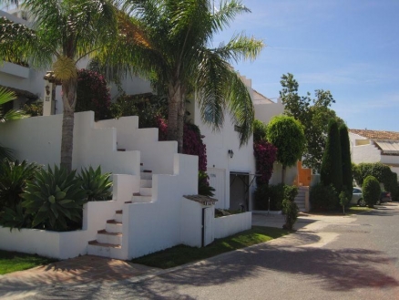 Estepona property: Townhome for sale in Estepona, Malaga 203562
