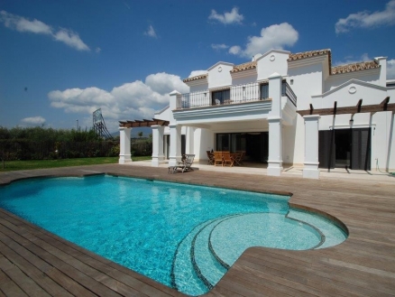 Villa with 5 bedroom in town 203581