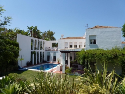 Nueva Andalucia property: Villa for sale in Nueva Andalucia 203598