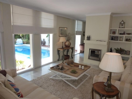 Nueva Andalucia property: Villa with 4 bedroom in Nueva Andalucia 203598