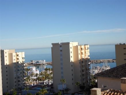 Estepona property: Apartment for sale in Estepona 203696