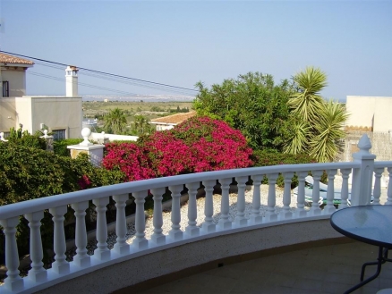 San Miguel De Salinas property: Villa for sale in San Miguel De Salinas, Alicante 203721