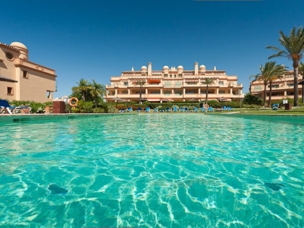 Estepona property: Apartment for sale in Estepona 205290