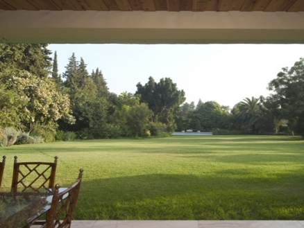 Villa for sale in town, Spain 207033