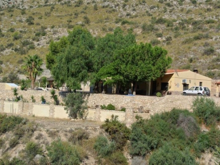 Villa for sale in town, Spain 208424