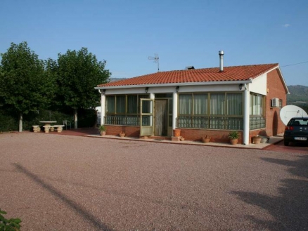 Villa for sale in town 208426