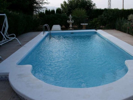 Villa for sale in town, Spain 208426