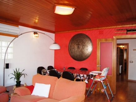 Apartment for sale in town, Spain 209470