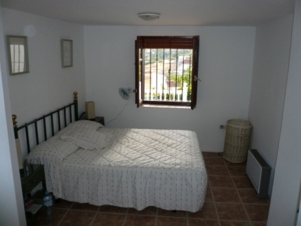 Townhome with 4 bedroom in town, Spain 209505