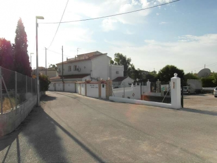 Commercial for sale in town, Spain 210001