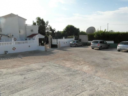 Commercial with 6 bedroom in town, Spain 210001