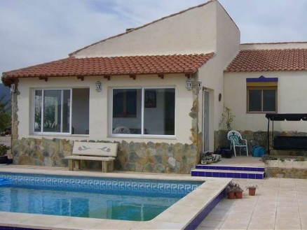 Villa for sale in town 210003