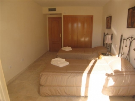 Guadalmina property: Duplex in Malaga for sale 211441