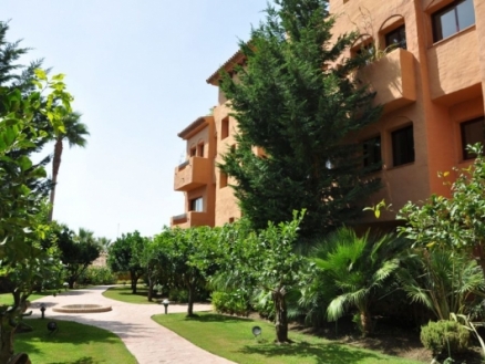 Estepona property: Apartment for sale in Estepona, Spain 211460