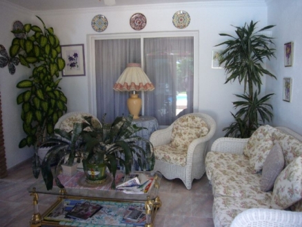 Calahonda property: Malaga Villa 211475