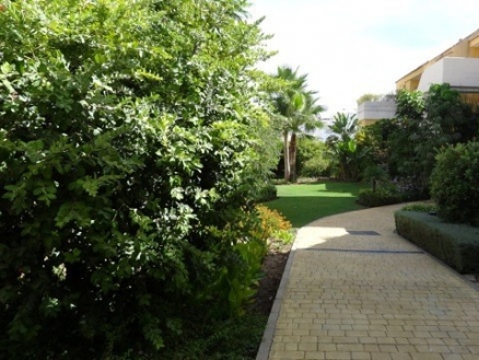 Estepona property: Apartment for sale in Estepona, Spain 213042