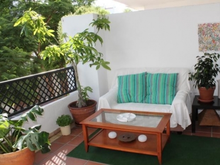 Puerto Banus property: Apartment with 2 bedroom in Puerto Banus, Spain 213044