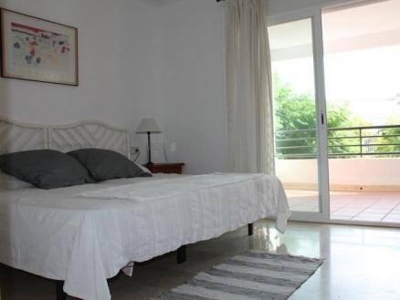 Puerto Banus property: Malaga Apartment 213044