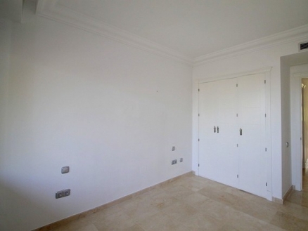 Nueva Andalucia property: Malaga Apartment 213061