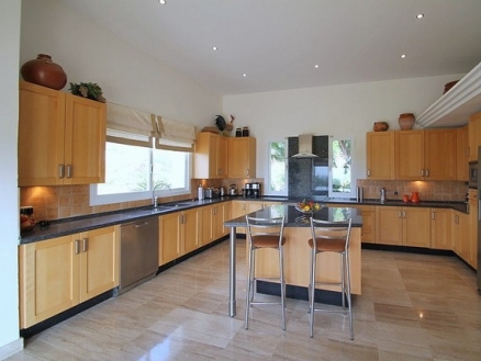 Benahavis property: Malaga Villa 213063