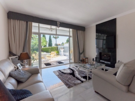 Nueva Andalucia property: Townhome with 2 bedroom in Nueva Andalucia 213067