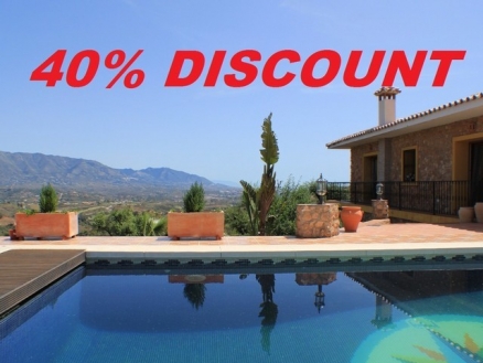 Marbella property: Villa with 3 bedroom in Marbella 213083