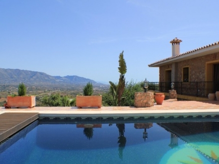 Marbella property: Malaga property | 3 bedroom Villa 213083