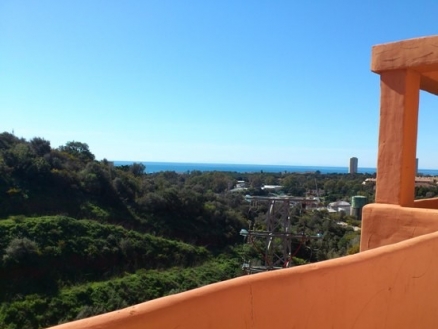 Elviria property: Apartment for sale in Elviria 213101