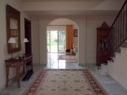 Nueva Andalucia property: Villa with 5 bedroom in Nueva Andalucia 213121
