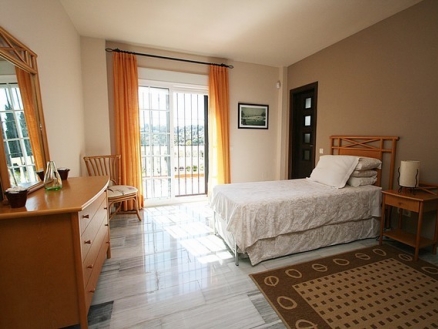 Nueva Andalucia property: Malaga Villa 213121