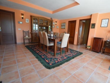 Coin property: Villa in Malaga for sale 213131