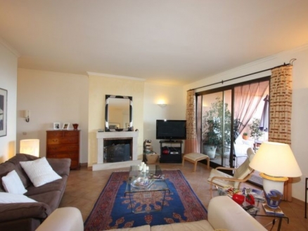 Malaga property | 3 bedroom Apartment 213183